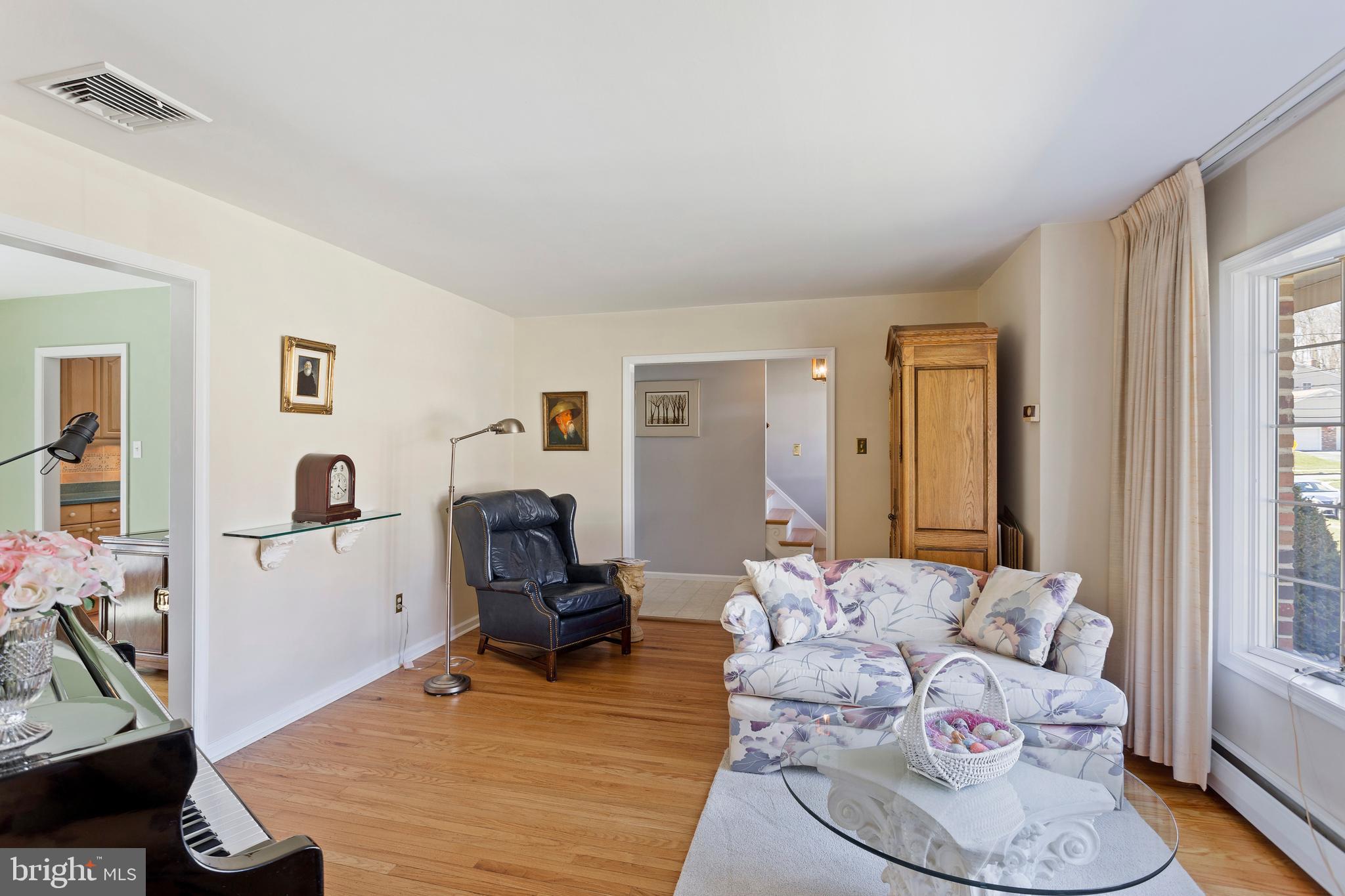 2225 Overlook Drive Aston, PA 19014 - Photo 20 of 25