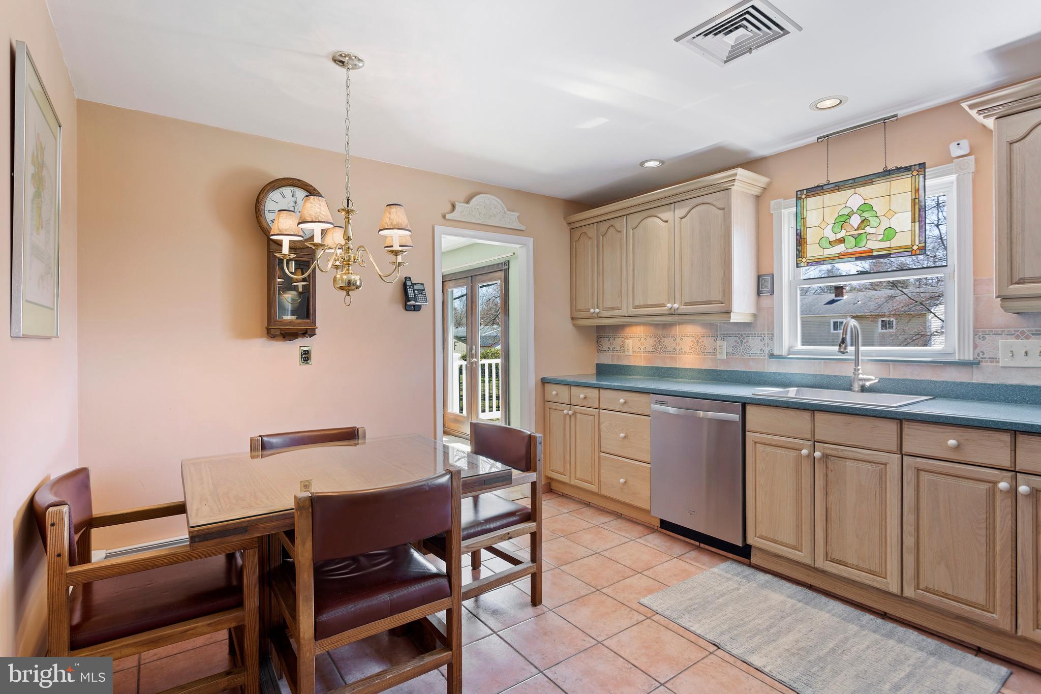 2225 Overlook Drive Aston, PA 19014 - Photo 23 of 25