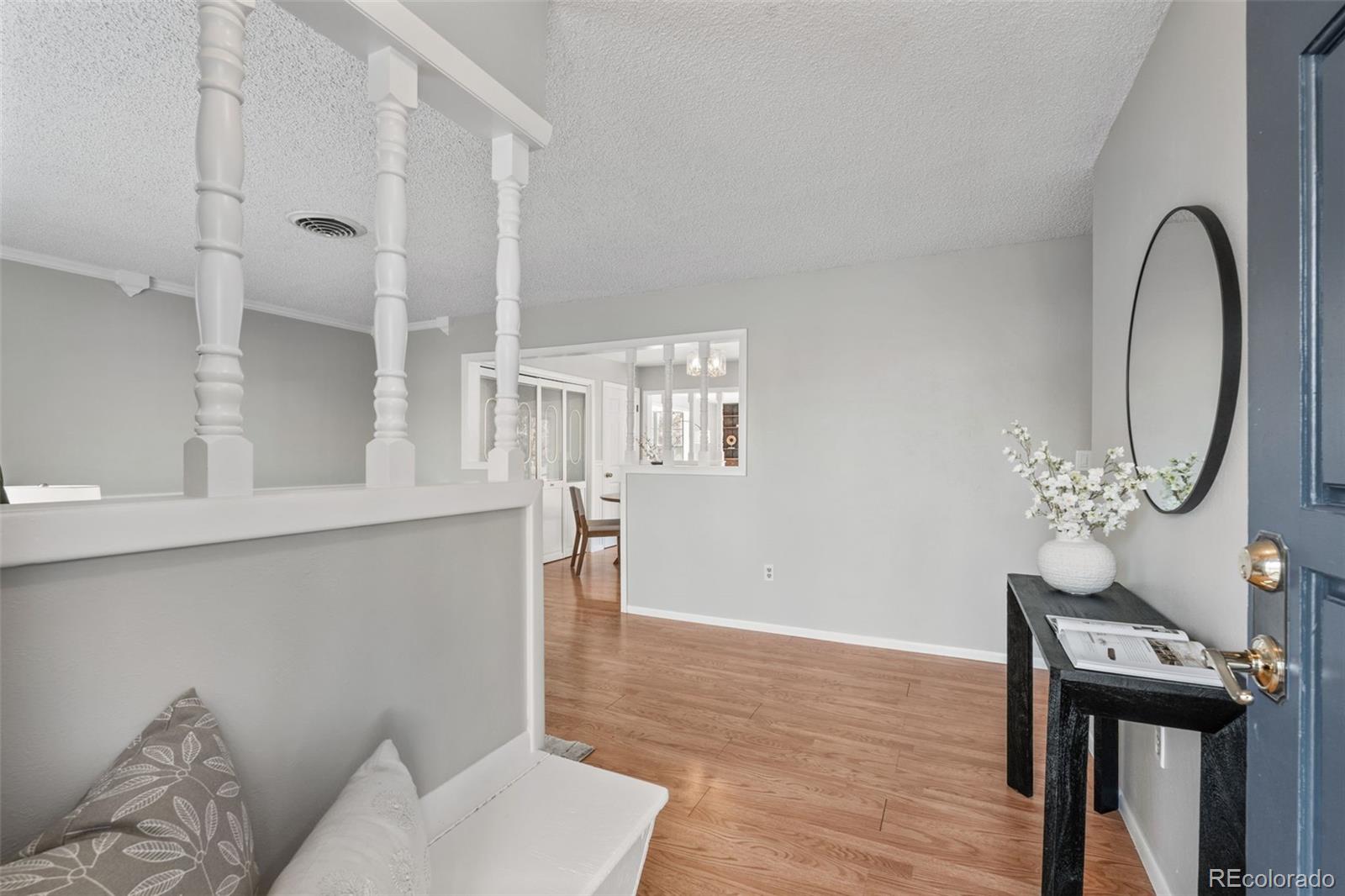 2701 South Jasper Street Aurora, CO 80013 - Photo 4 of 49