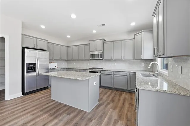 $3,500 | 1440 A Waverly Glen Drive, Alpharetta, GA 30004