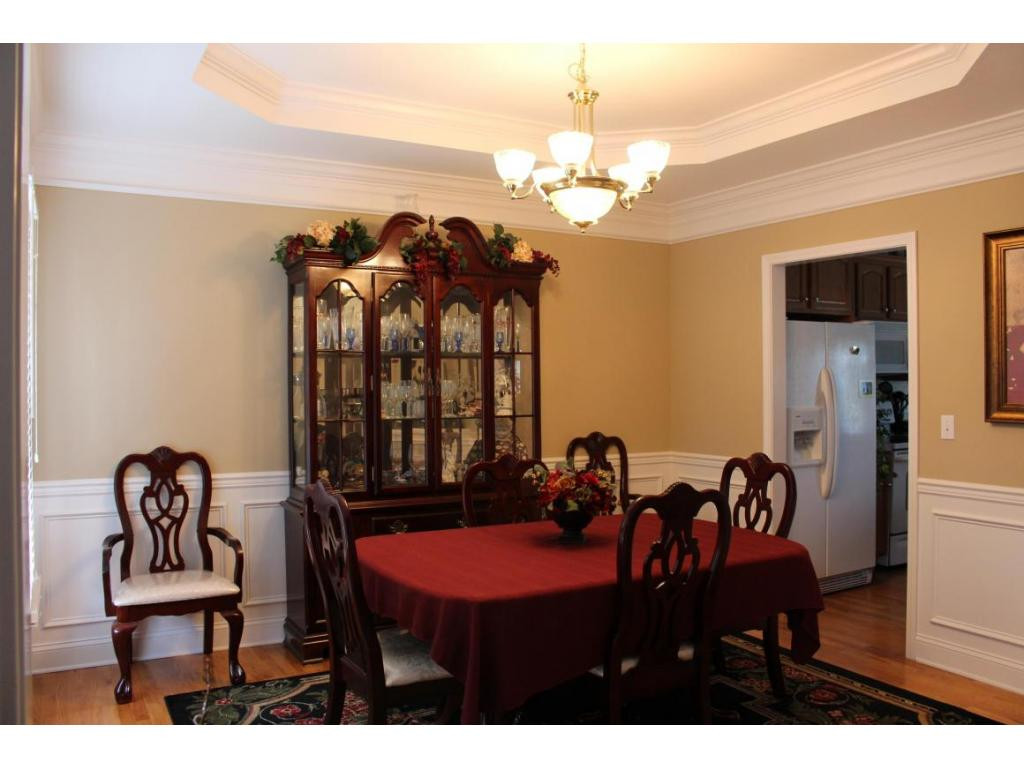 616 Kings Ridge Drive Blountville, TN 37617 - Photo 11 of 24 Elegant Dining Room