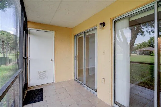$2,100 | 1104 Meadows Circle, Unit 1104, Boynton Beach, FL 33436