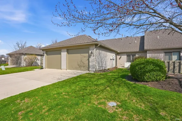 $185,000 | 8028 Harrisburg Lane, Fort Wayne, IN 46835