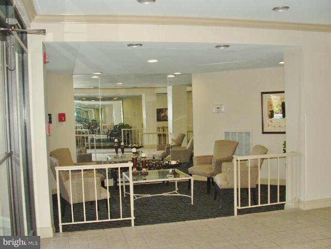 3031 Fallstaff Road, Unit 304C Baltimore, MD 21209 - Photo 8 of 19 Community