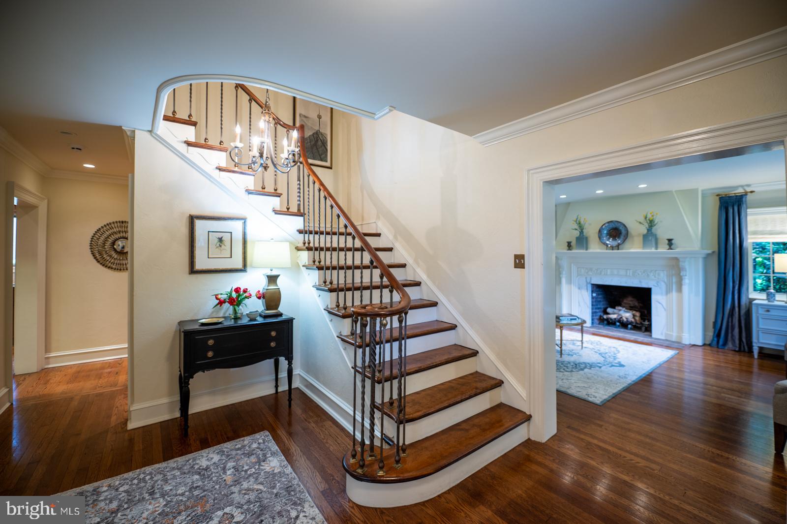 217 Hilldale Road Villanova, PA 19085 - Photo 2 of 40