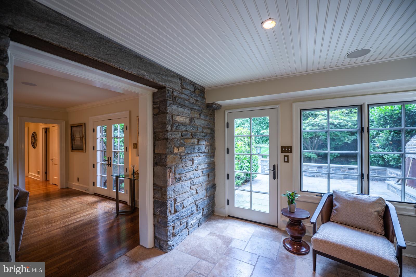 217 Hilldale Road Villanova, PA 19085 - Photo 7 of 40