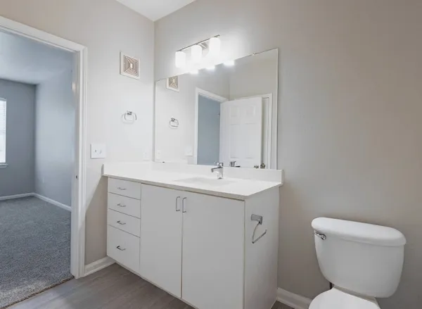 $1,575 | 10505 South I-35 Frontage Road, Unit 2436, Austin, TX 78747