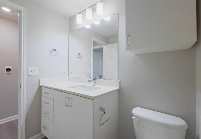 $1,460 | 10505 South I-35 Frontage Road, Unit 2436, Austin, TX 78747