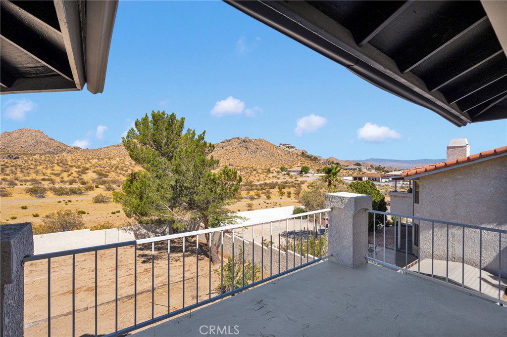 16731 Iwa Road Apple Valley, CA 92307 - Photo 51 of 70