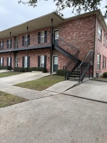 $1,300 | 112 Ash Street, Metairie, LA 70005