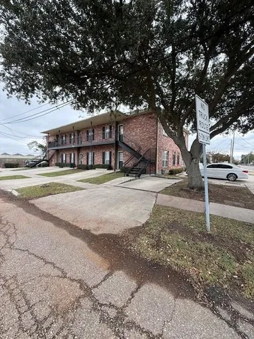 $1,300 | 112 Ash Street, Metairie, LA 70005