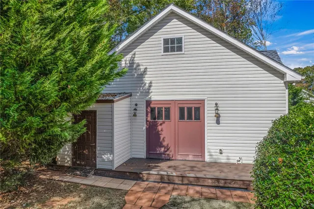 $600,000 | 105 Bentwood Lane, Pickens, SC 29671