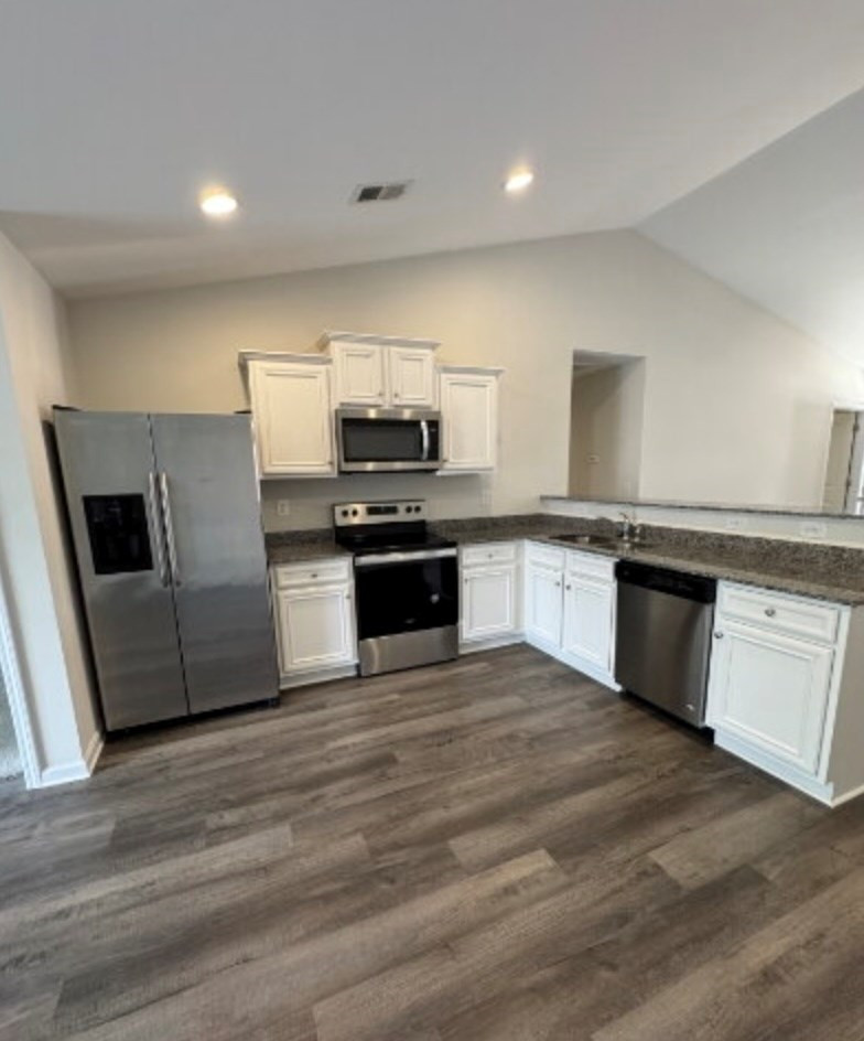425 Conifer Street Sumter, SC 29154 - Photo 3 of 9 Gallery Image 3