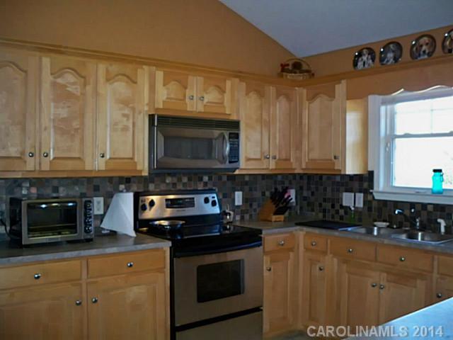 8289 Graham Road Denver, NC 28037 - Photo 7 of 16 Gallery Image 7