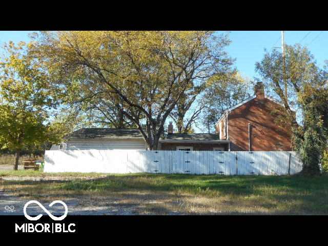 7716-7718 Michigan Road Indianapolis, IN 46268 - Photo 2 of 31