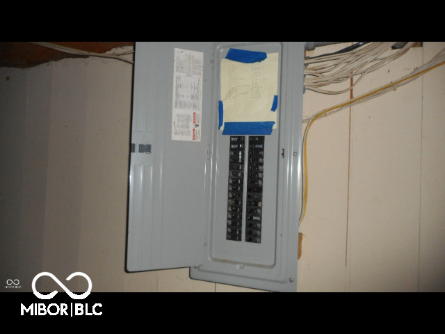 7716-7718 Michigan Road Indianapolis, IN 46268 - Photo 29 of 31