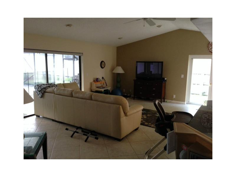 21929 Pine Bark Way Boca Raton, FL 33428 - Photo 6 of 17 Exterior Front