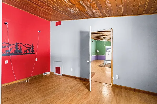 $245,000 | 8338 Highway 2, Saginaw, MN 55779