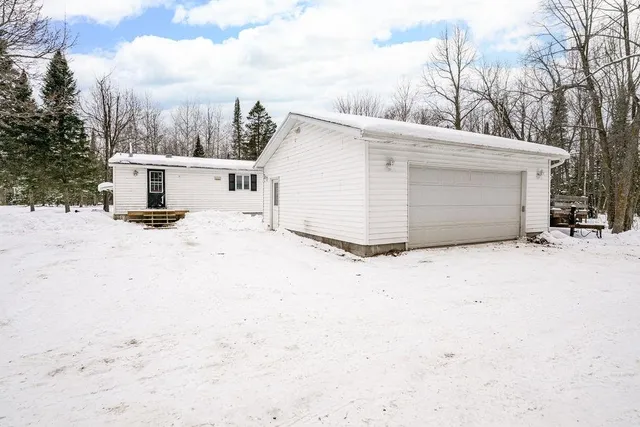 $245,000 | 8338 Highway 2, Saginaw, MN 55779