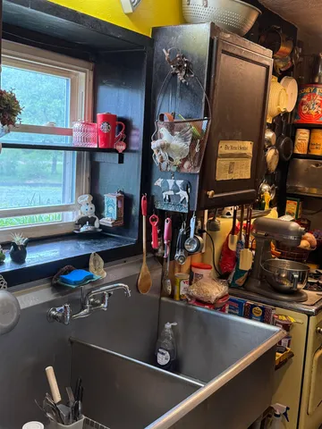 $600,000 | 406 Back Ashuelot Road, Winchester, NH 03441