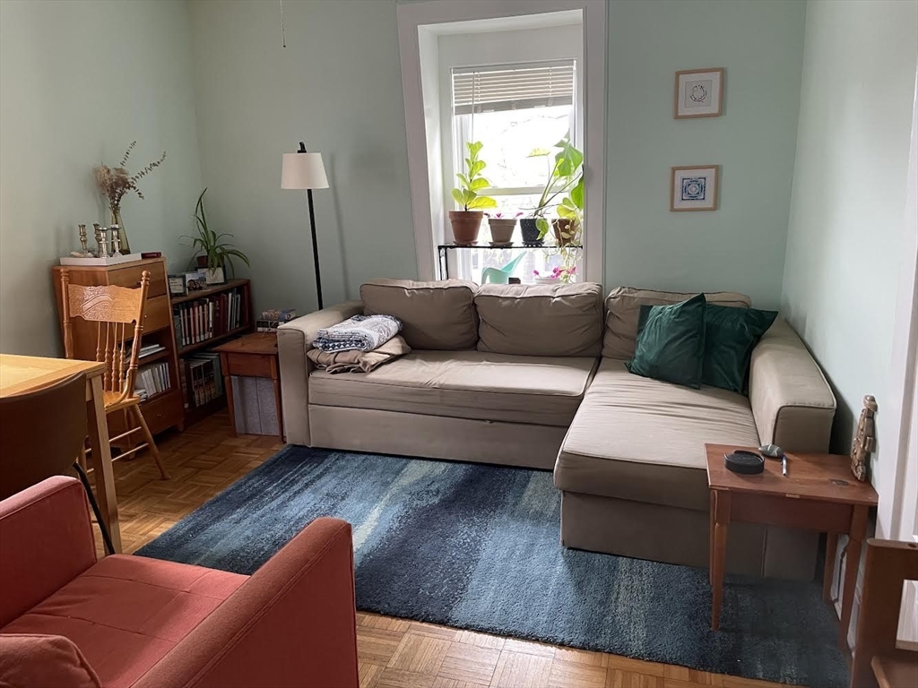 359 Windsor Street, Unit 3 Cambridge, MA 02141 - Photo 6 of 7