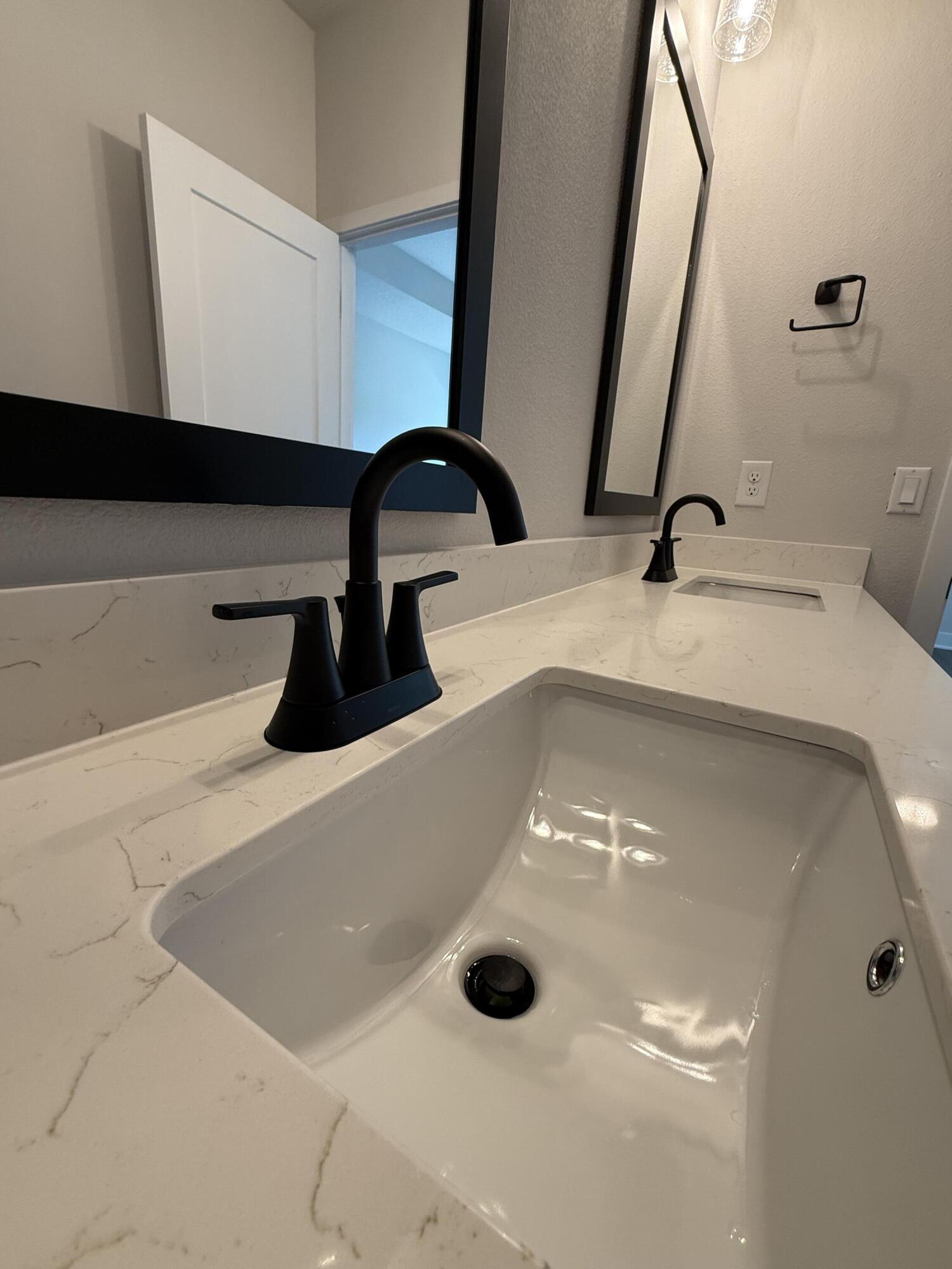 2408 Aleia Lane Crestview, FL 32536 - Photo 17 of 22 IMG_6597