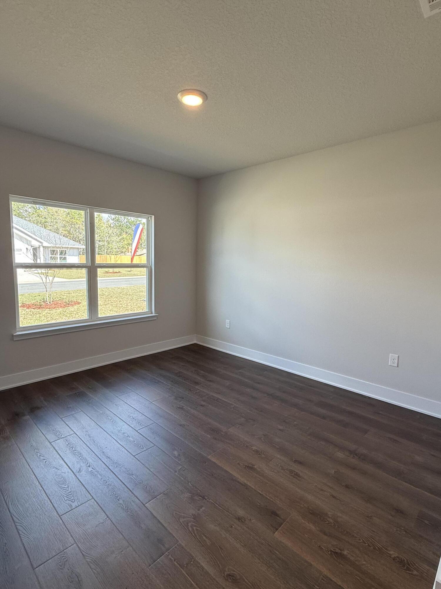 2408 Aleia Lane Crestview, FL 32536 - Photo 5 of 22 IMG_6581