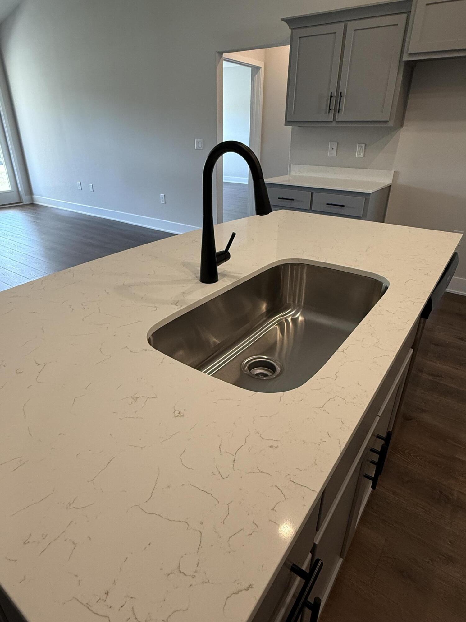 2408 Aleia Lane Crestview, FL 32536 - Photo 8 of 22 IMG_6584