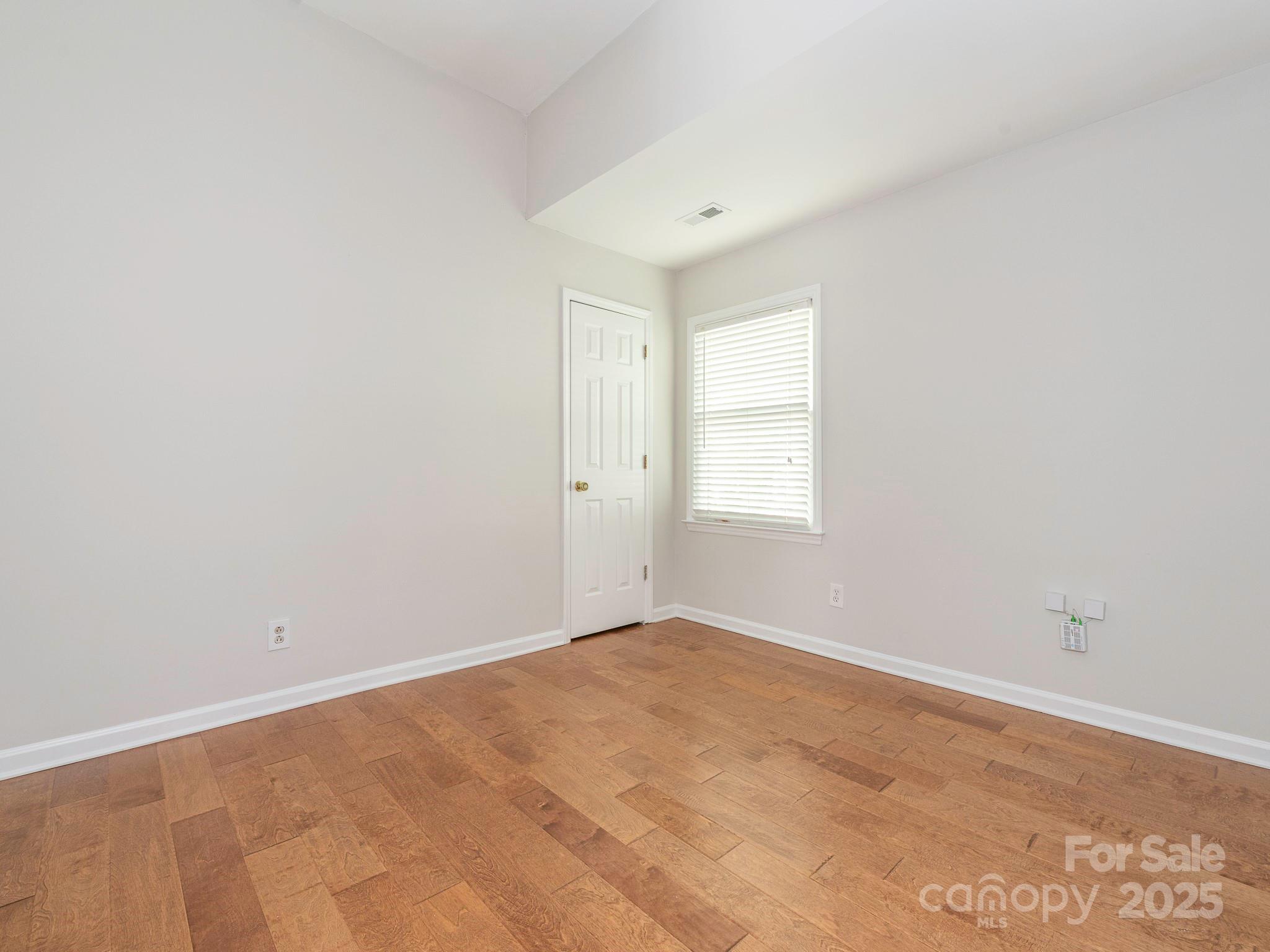 8718 Rittenhouse Circle Charlotte, NC 28270 - Photo 14 of 28 Gallery Image 14