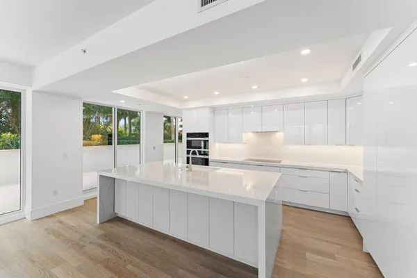 $2,995,000 | 1 South Coastal Way, Unit 201, Jupiter, FL 33477