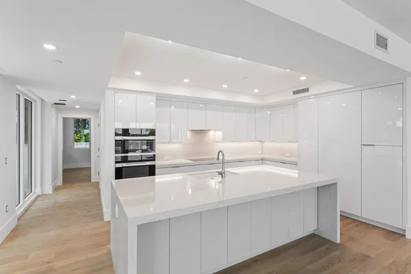 $2,995,000 | 1 South Coastal Way, Unit 201, Jupiter, FL 33477
