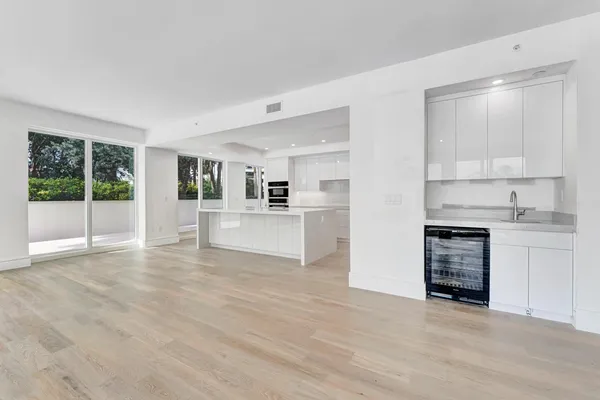 $2,995,000 | 1 South Coastal Way, Unit 201, Jupiter, FL 33477