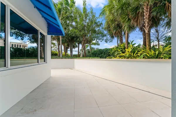 $2,995,000 | 1 South Coastal Way, Unit 201, Jupiter, FL 33477