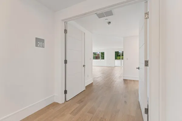 $2,995,000 | 1 South Coastal Way, Unit 201, Jupiter, FL 33477