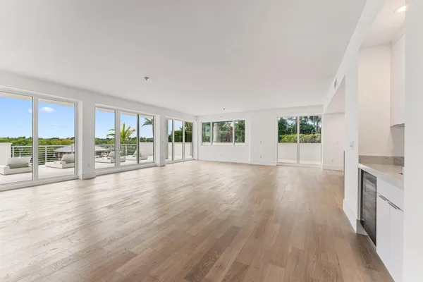 $2,995,000 | 1 South Coastal Way, Unit 201, Jupiter, FL 33477