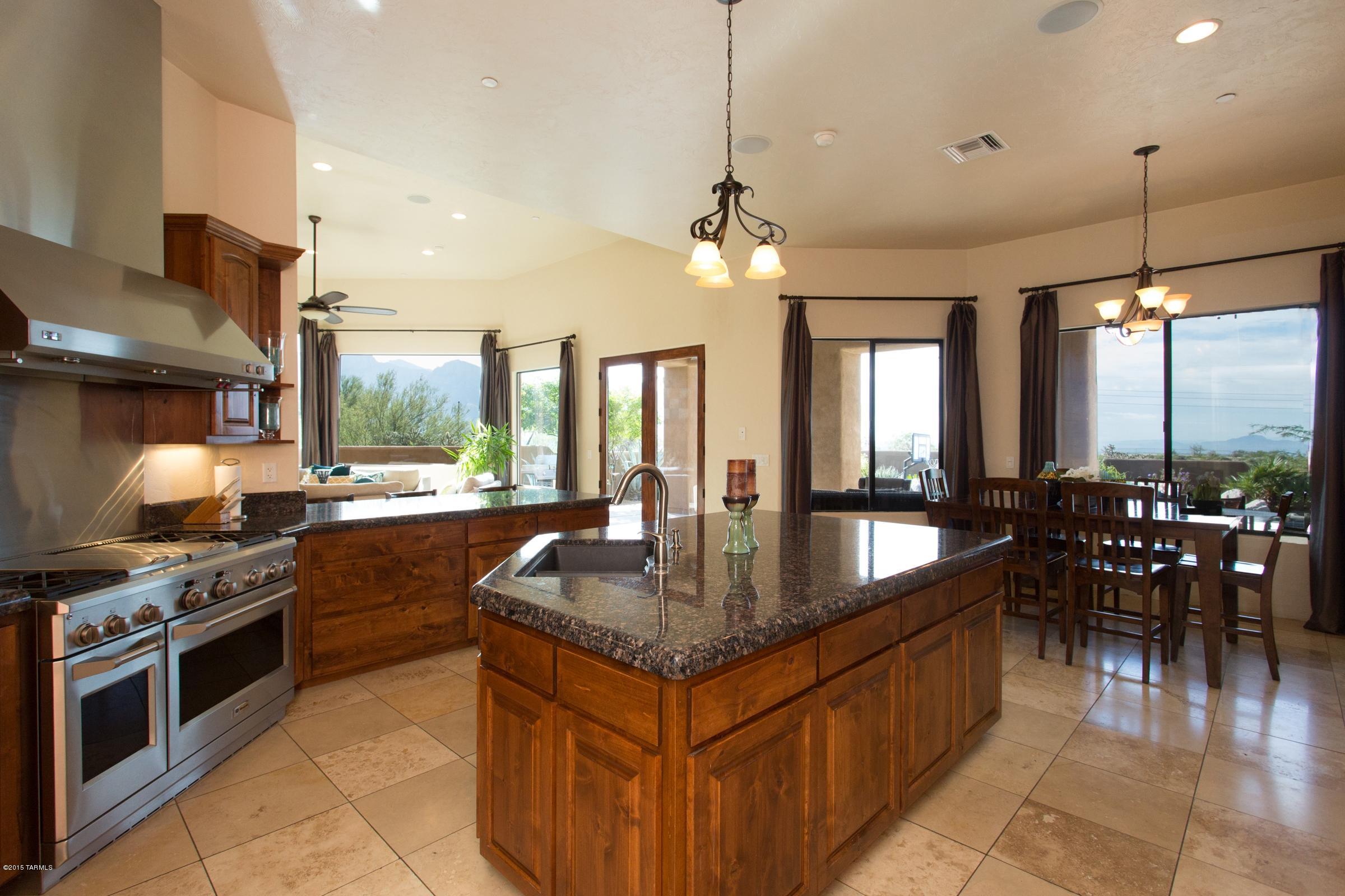 12057 North Solitude Ridge Place Tucson, AZ 85755 - Photo 17 of 45