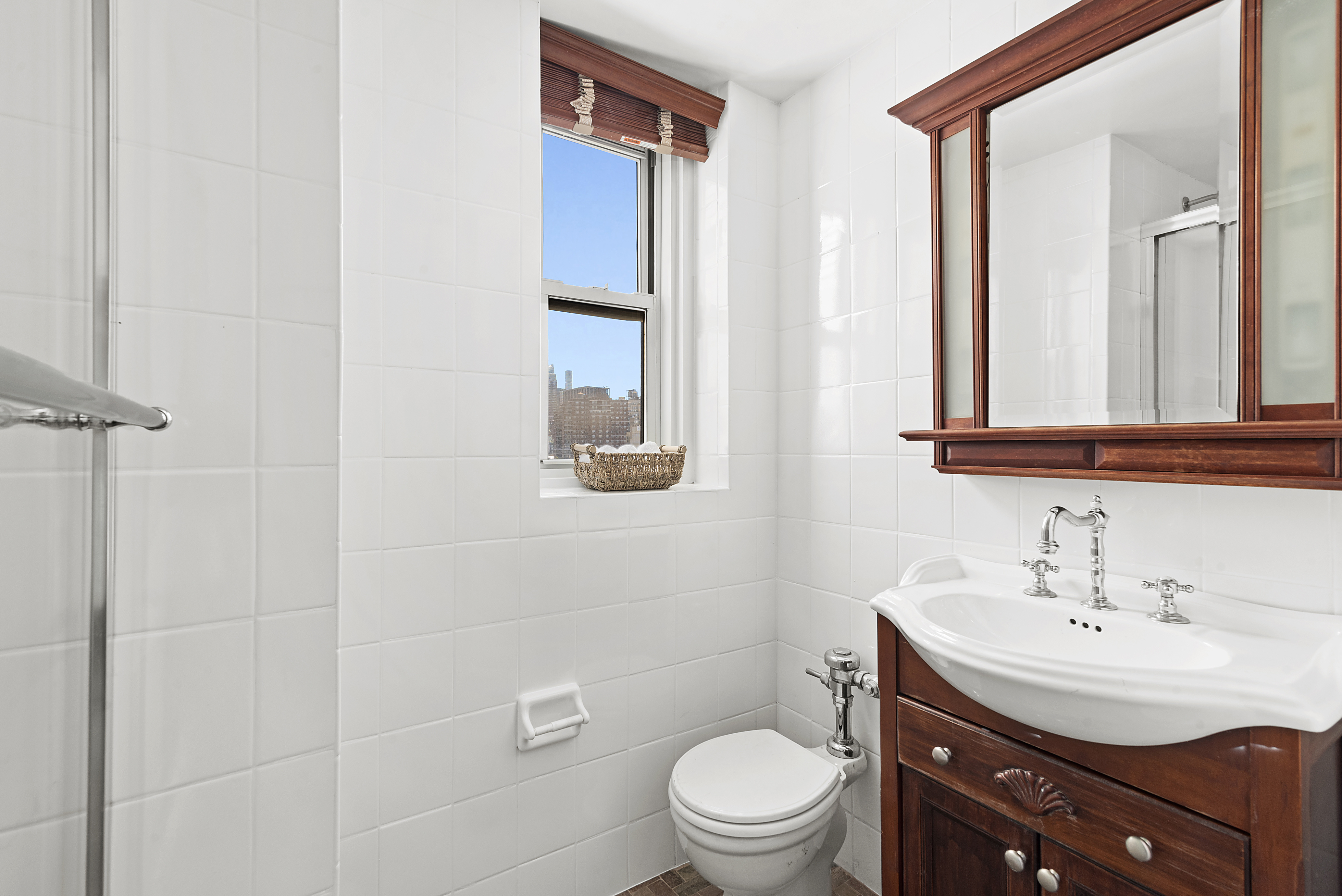 365 West 20th Street, Unit 14B Manhattan, NY 10011 - Photo 5 of 7