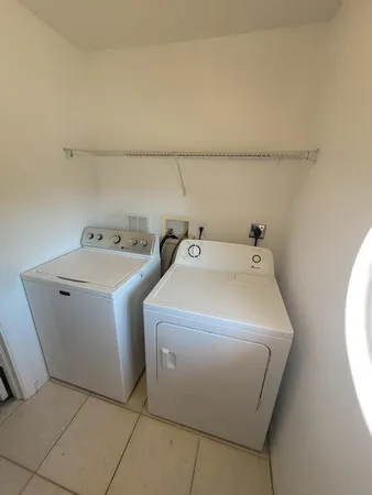 $2,400 | 303 Seminole Palms Drive, Greenacres, FL 33463