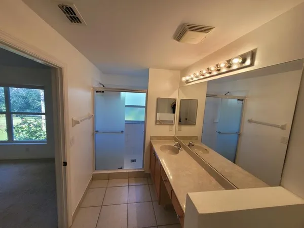 $2,400 | 303 Seminole Palms Drive, Greenacres, FL 33463