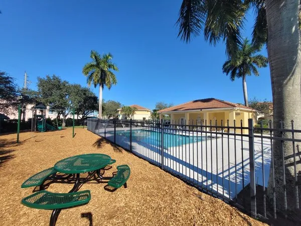 $2,400 | 303 Seminole Palms Drive, Greenacres, FL 33463