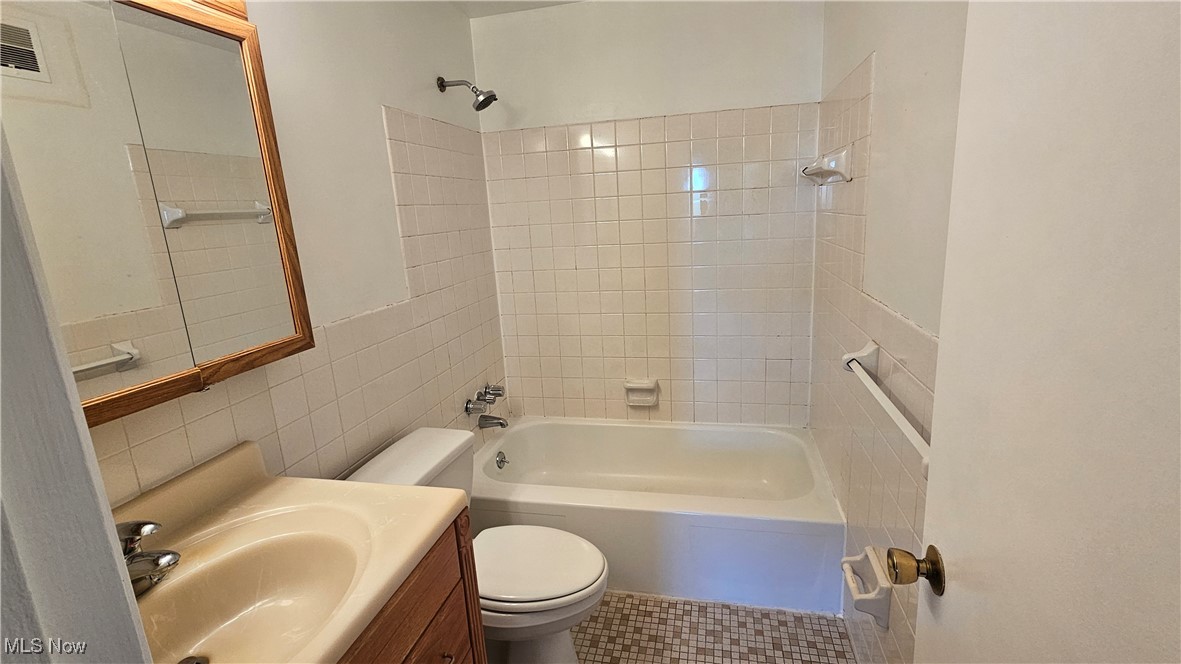 3400 Wooster Road, Unit 412 Rocky River, OH 44116 - Photo 19 of 34