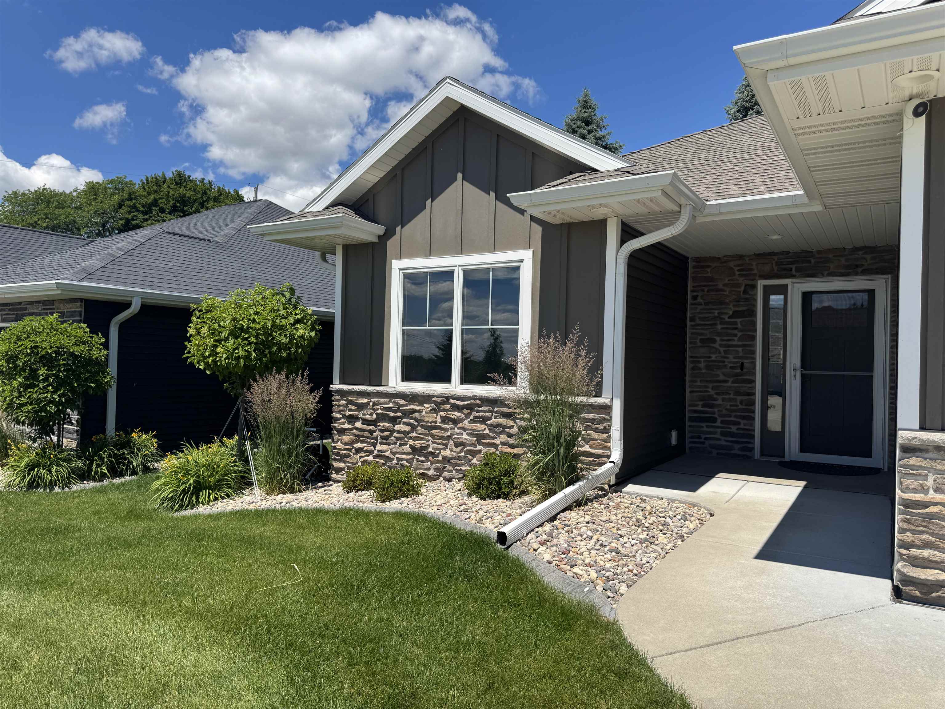 3346 Stone Rdg Drive, Unit 13 Green Bay, WI 54313 - Photo 5 of 49