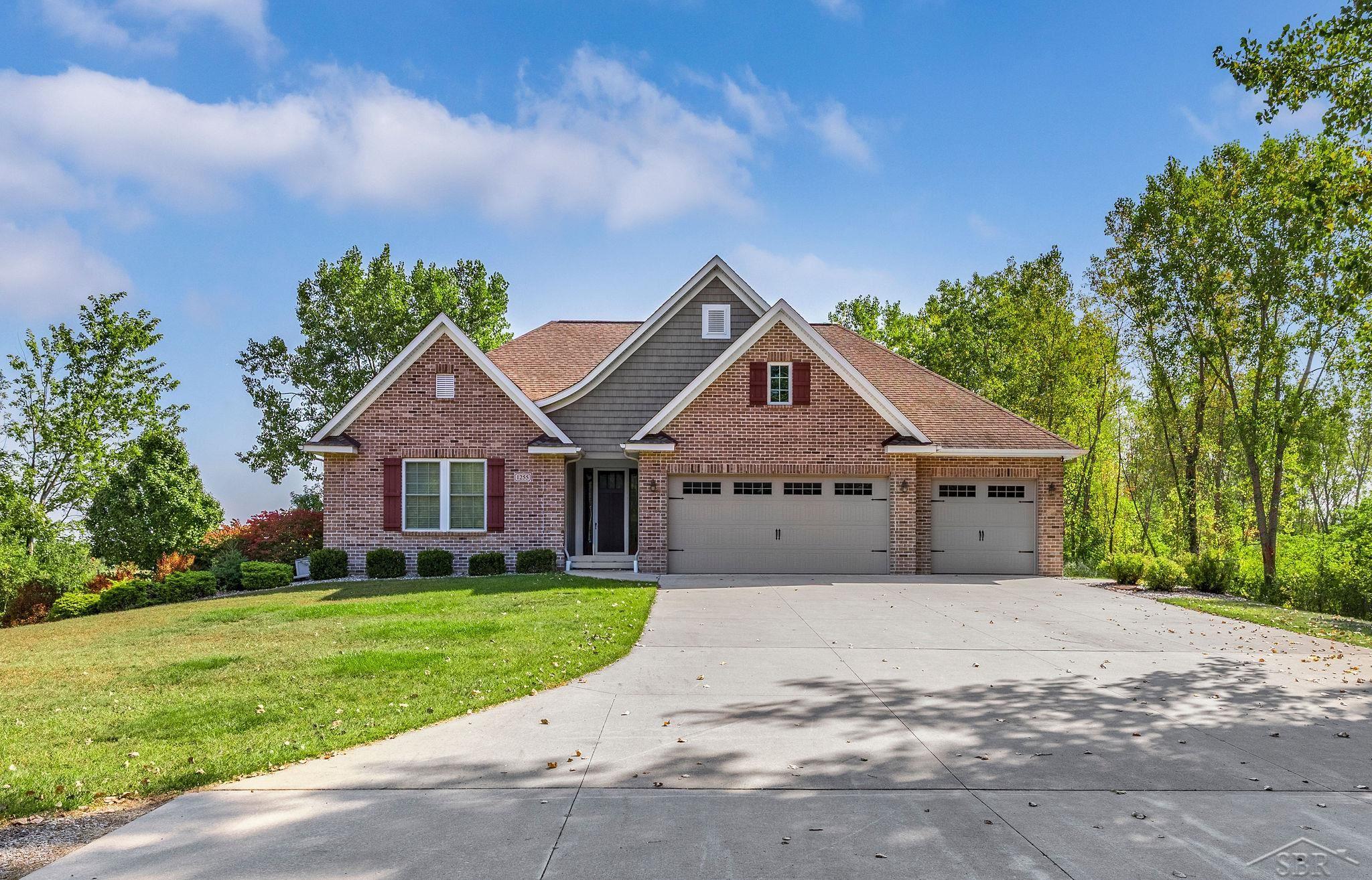 1255 South Nine Mile Road Kawkawlin, MI 48631 - Photo 1 of 69