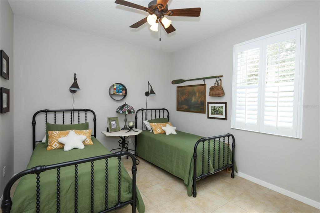 1354 Ellis Fallon Loop Oviedo, FL 32765 - Photo 15 of 66