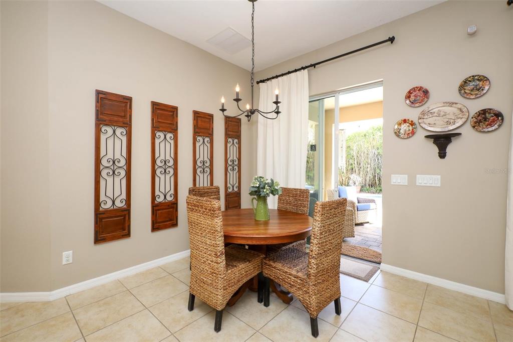 1354 Ellis Fallon Loop Oviedo, FL 32765 - Photo 21 of 66