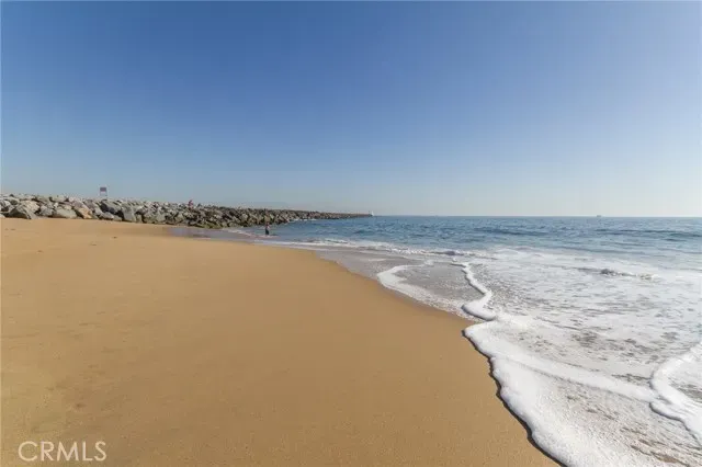 $8,500 | 1905 East Balboa Boulevard, Newport Beach, CA 92661