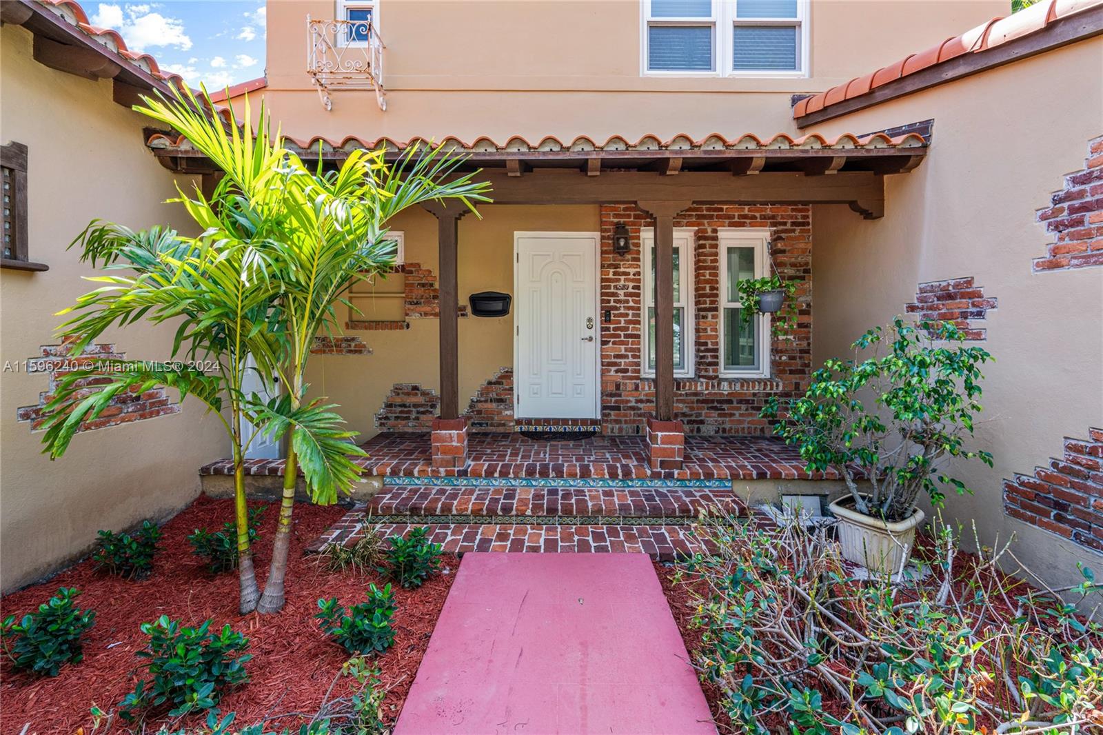 5311 Alton Road Miami Beach, FL 33140 - Photo 18 of 51 a front view of a house