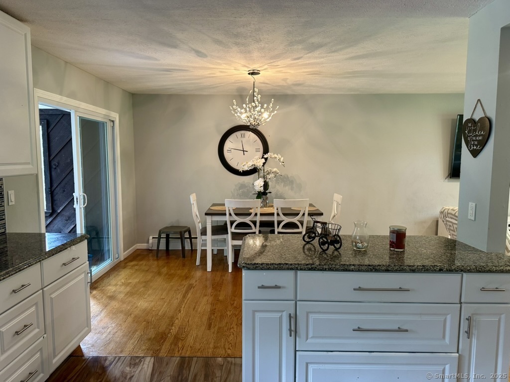 660 East Street South Suffield, CT 06078 - Photo 13 of 39