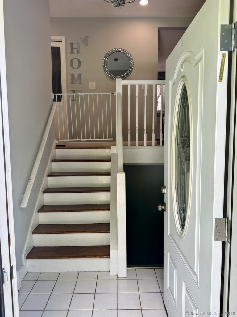 660 East Street South Suffield, CT 06078 - Photo 20 of 39