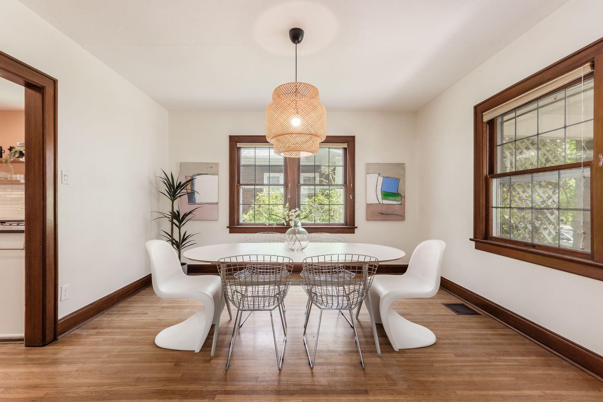 208 Glencoe Road Columbus, OH 43214 - Photo 12 of 44 Large dining room